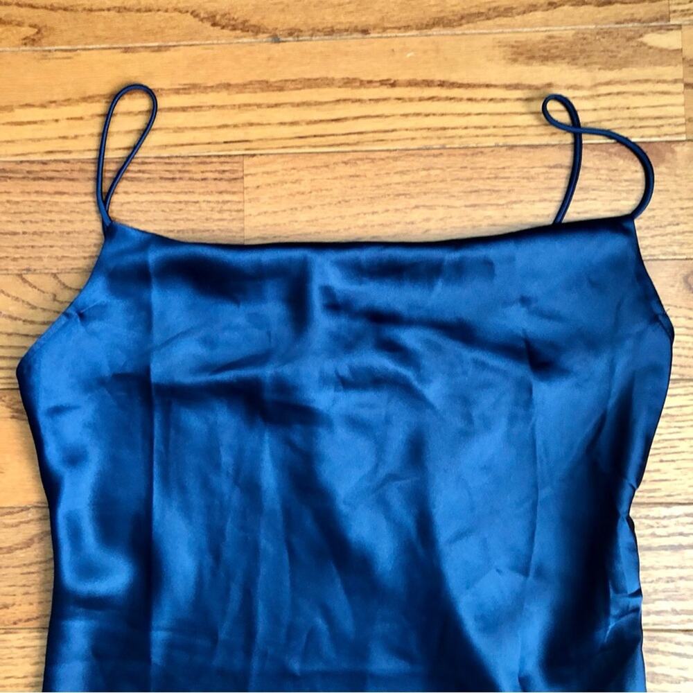 AQUA navy square neck silky camisole with ruched side Women’s size M NWT - Picture 3 of 8